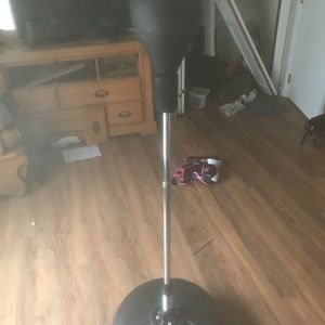 Freestanding reflex bag